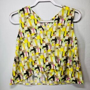 Vibrant Geometric Sleeveless Blouse‎